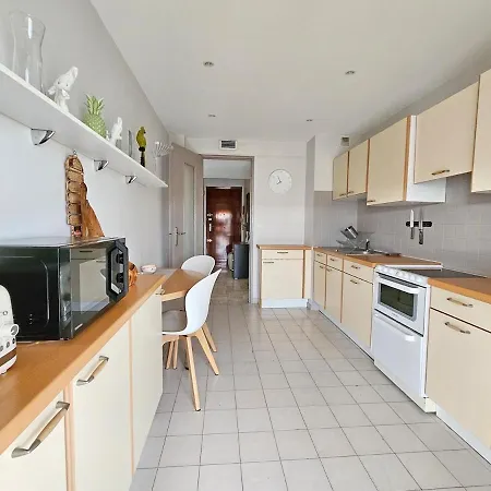 아파트 Superbe 2 Pieces 70m Parking Prive Climatisation 생로랑뒤바르