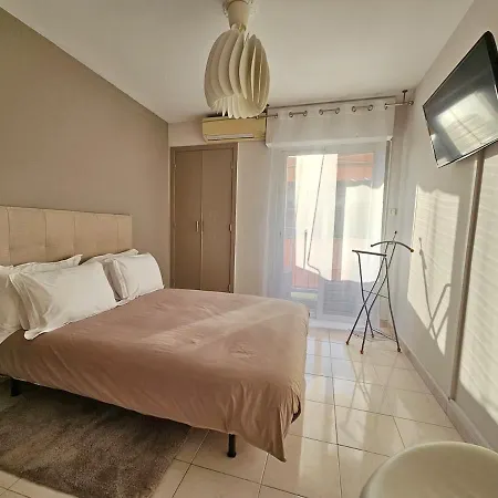 Apartment Superbe 2 Pieces 70m Parking Prive Climatisation