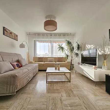 Superbe 2 Pièces 70m Parking Privé Climatisation Apartamento